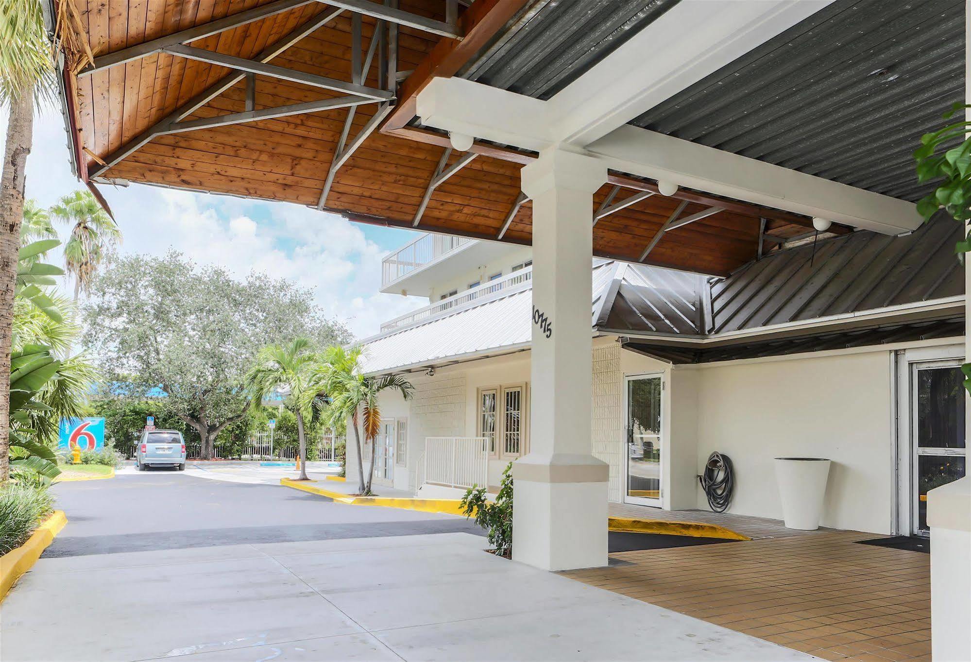 Motel 6-Cutler Bay, Fl Ngoại thất bức ảnh